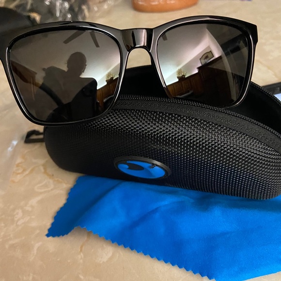 Costa Accessories - Black Costa 580 lenses😎